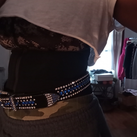Genuine leather bedazzled belt main image 8